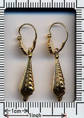 Richly elaborated pendent vintage earrings